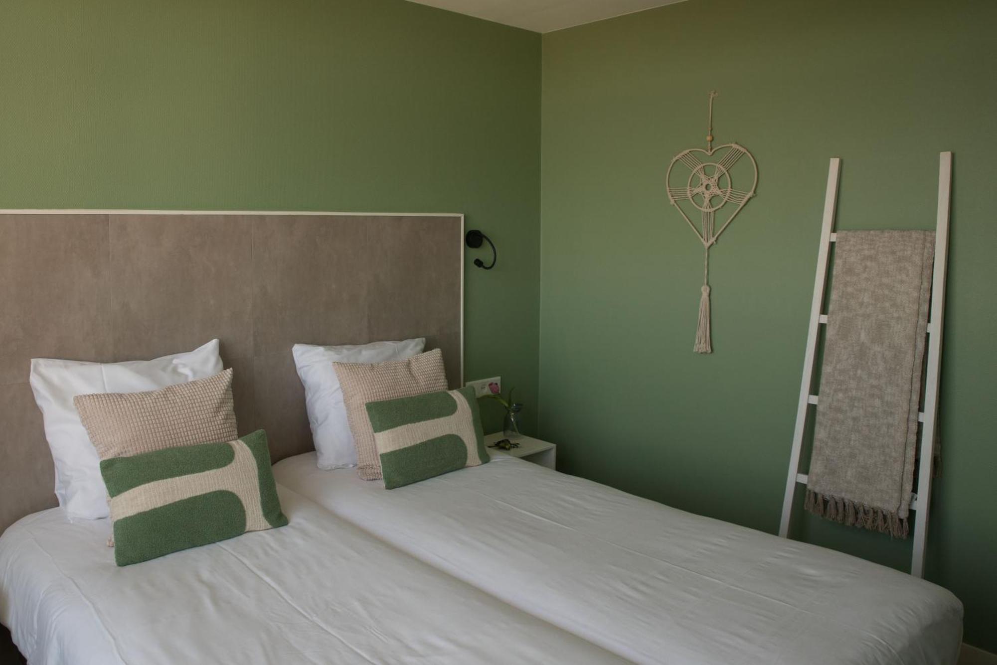 The Bloom Hotel Нордвик Екстериор снимка